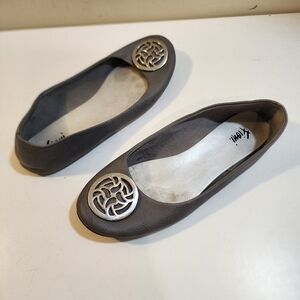 FIONI Gray Ballet Flat Round Toe Flat Shoes size 8